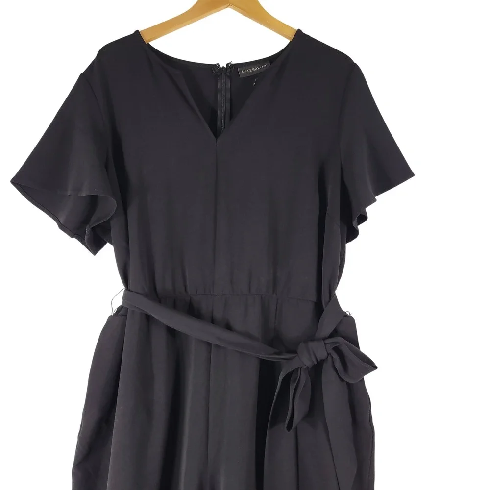 Lane Bryant Jumpsuit Women 22 Black Flutter Sleeve V-Neck Belted Cropped Chic
